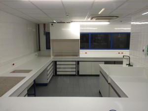 sarl renaud et fils agencement laboratoire (1)